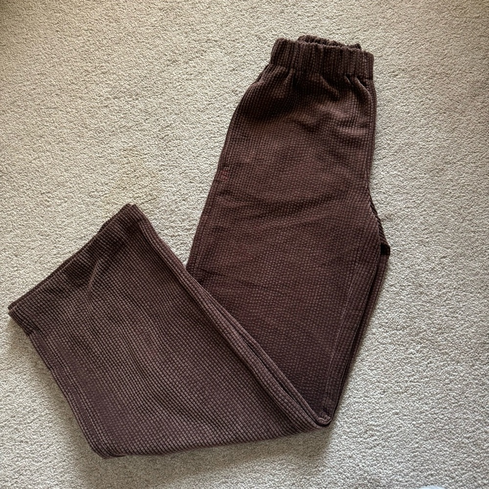 BDG Ribbed Corduroy Straight Leg Jeans - Picture 10 of 13